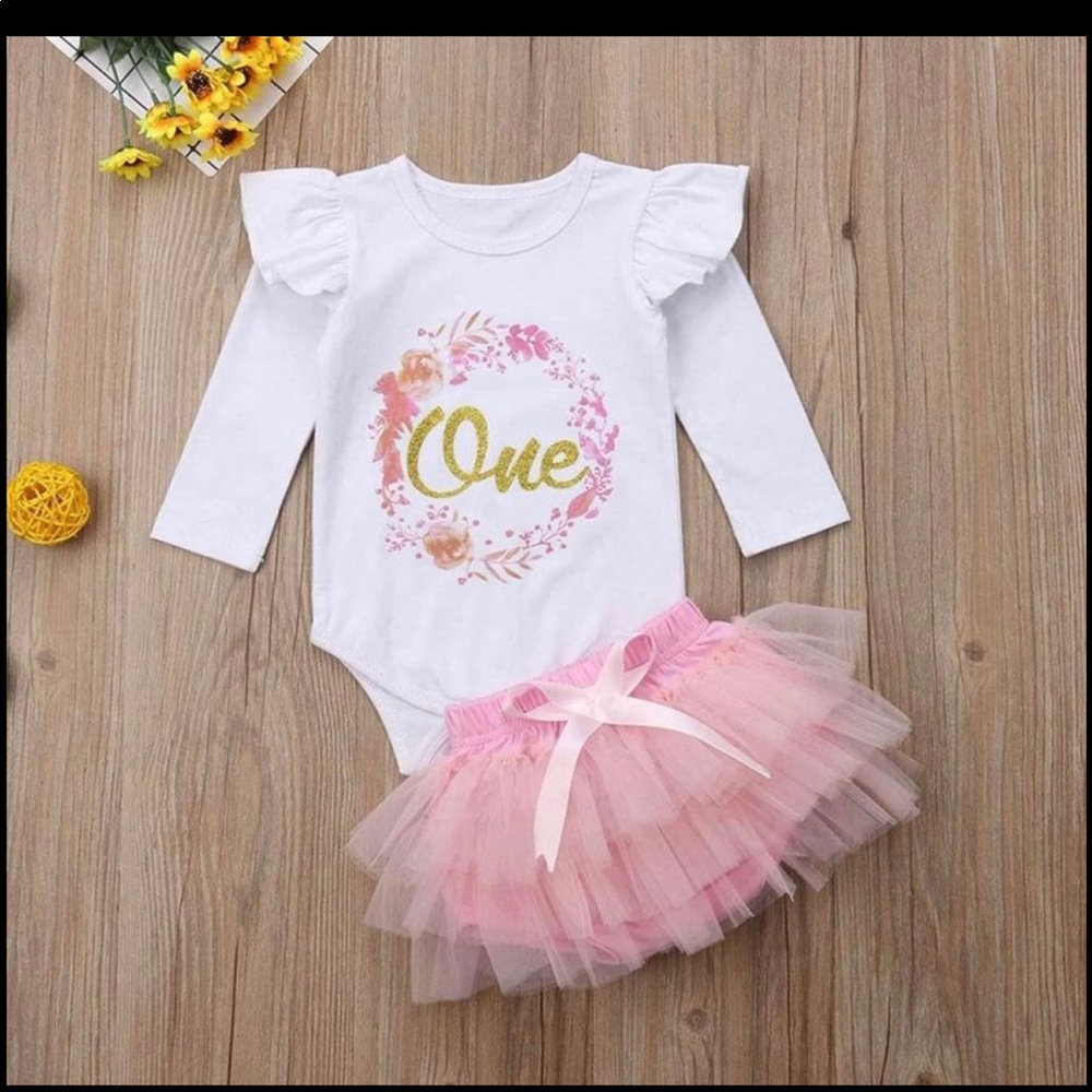 Baby girl First birthday outfit size 6-12 months